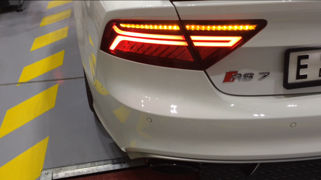 Facelift Tail Lights On Installed My Pre Facelift Rs7