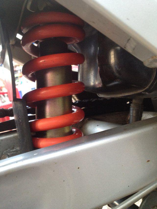 Những chiếc xe Underbone chất lừ từ Suzuki - 9